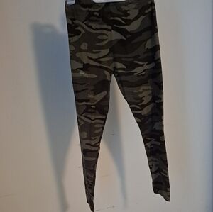 Camouflage leggings